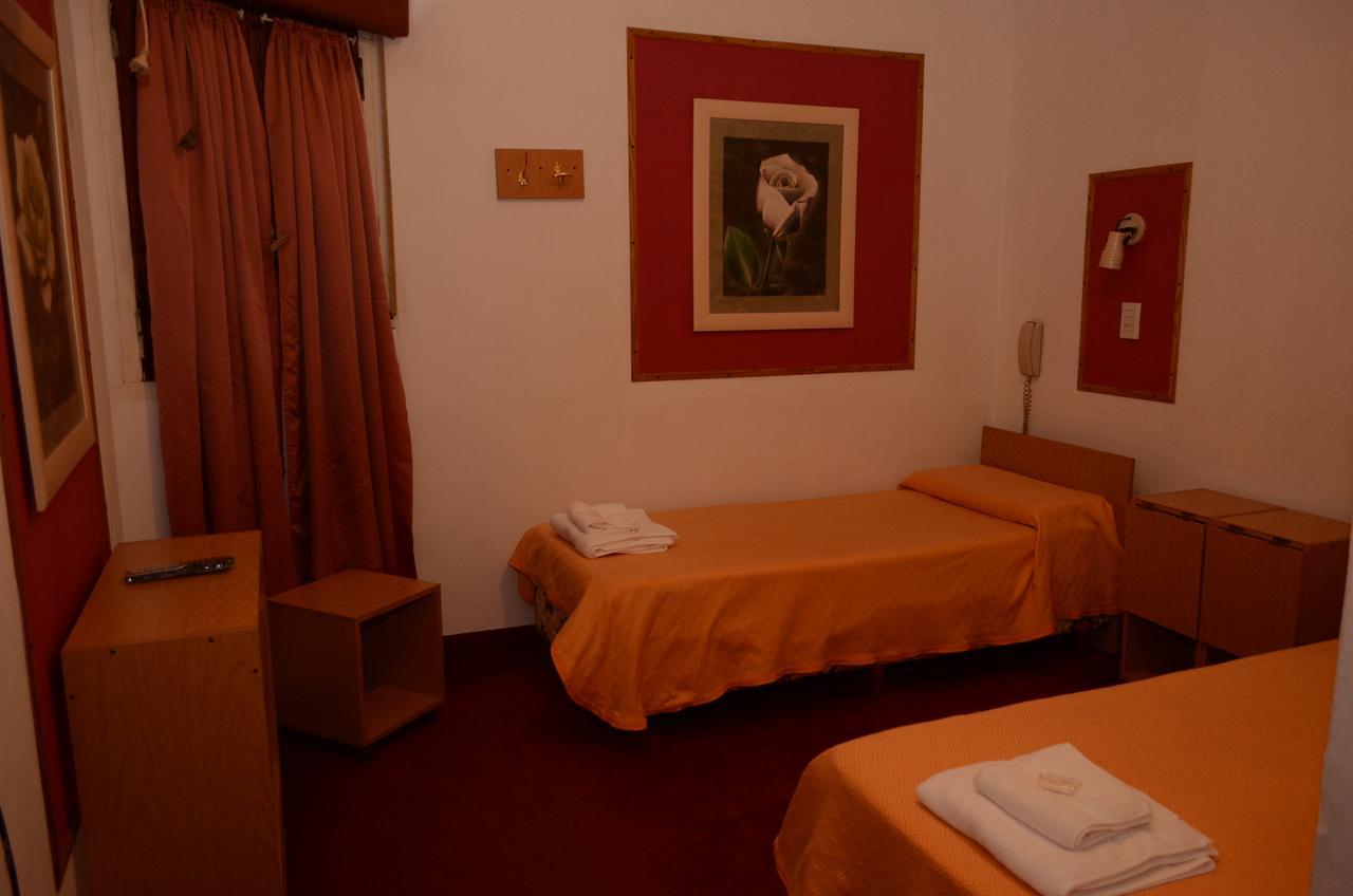 Hotel Residencial Don Marcos Paraná Esterno foto