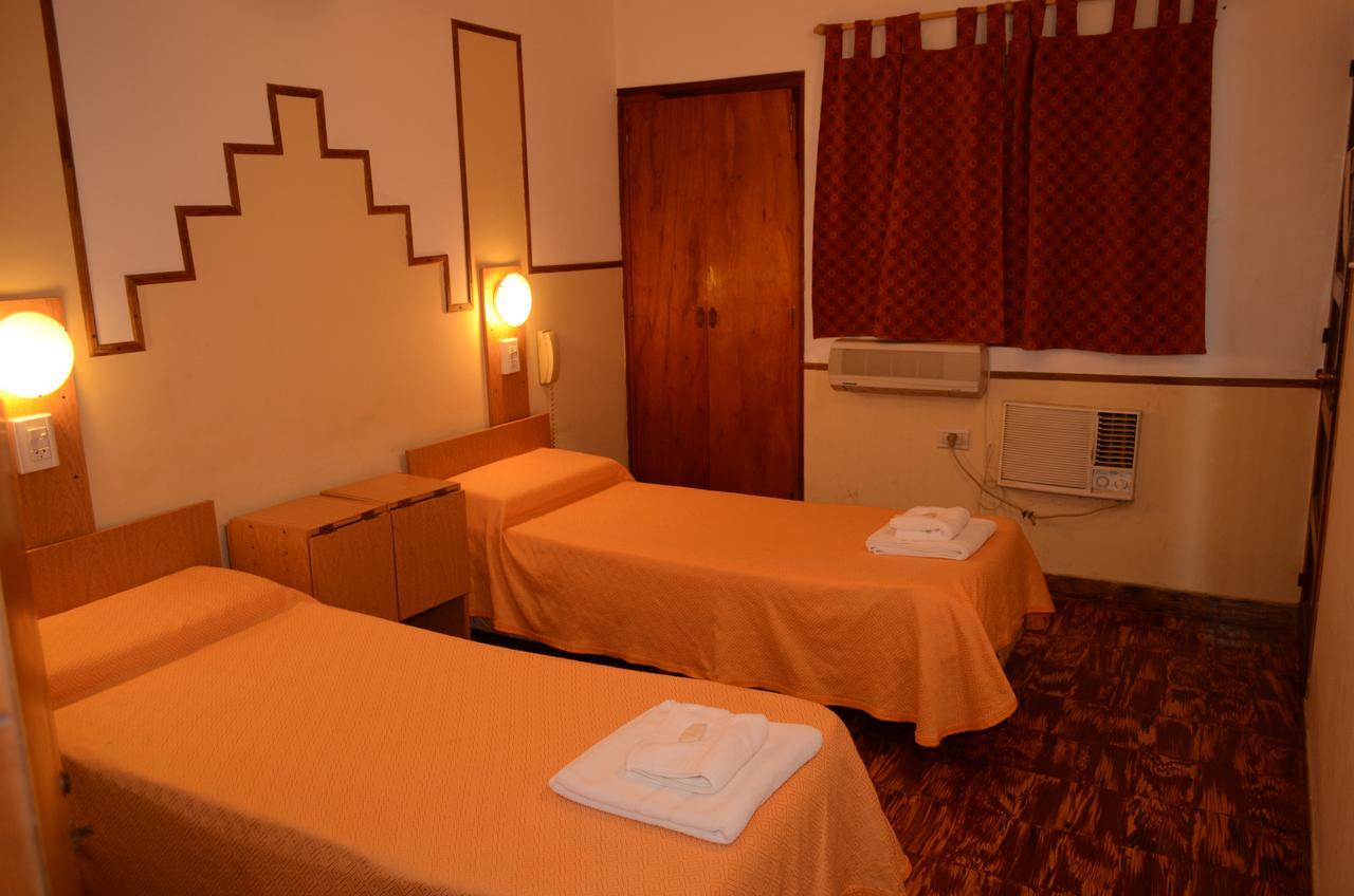 Hotel Residencial Don Marcos Paraná Esterno foto
